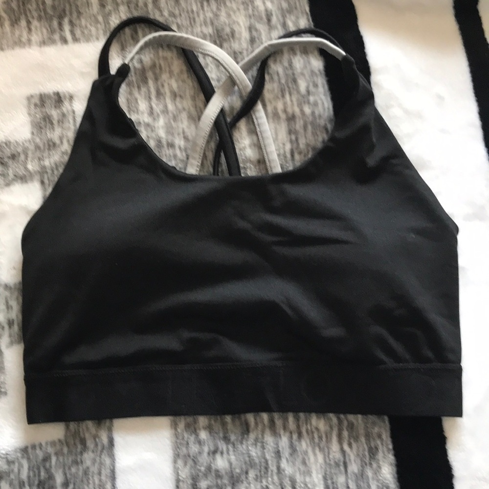 Lined Black grey strappy sports bra Aeropostale